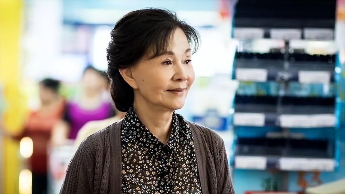 从琼瑶女主到《庆余年》祖母，80岁归亚蕾的传奇人生
