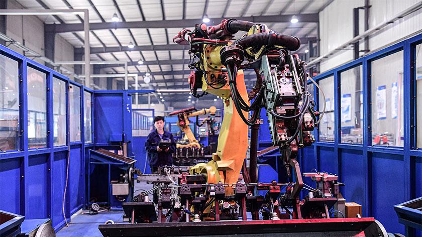 国产工业机器人八大金刚，谁主沉浮？