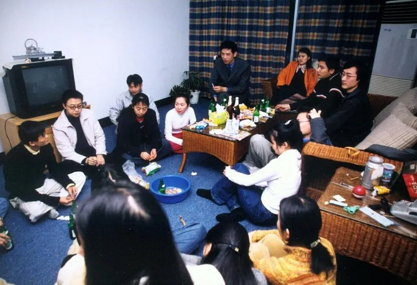 顶配留子夫妻！老公耶鲁老婆斯坦福，家产600亿，爽文都不敢这么编......