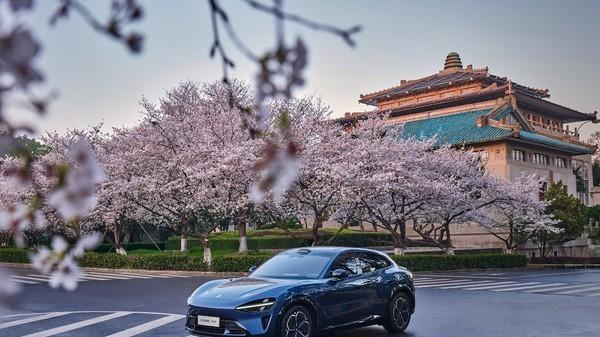 三款小米SU7等车时间曝光 小米15为新机让路跌至大米价