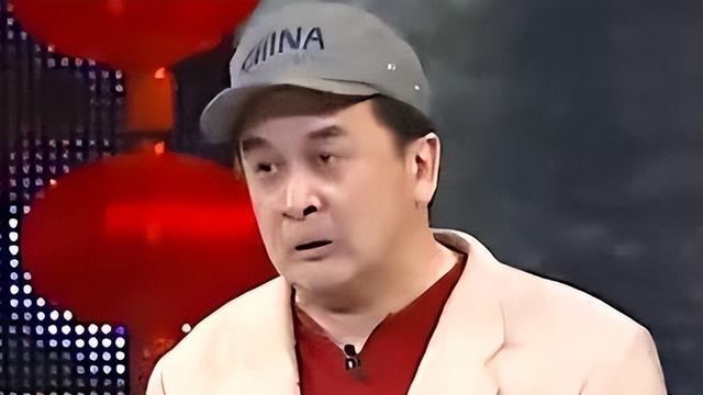 黄宏连续24年荣登春晚，被免职后“消失”，他到底怎么了？