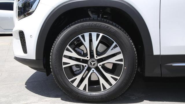 7座SUV+奔驰GLB胜在同级“唯一性”