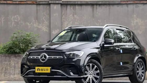 奔驰2025年新车前瞻，8款车型即将上市，涵盖轿车与SUV系列