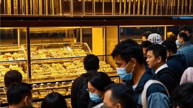 黄金突破4000，有金没金的都惊了！