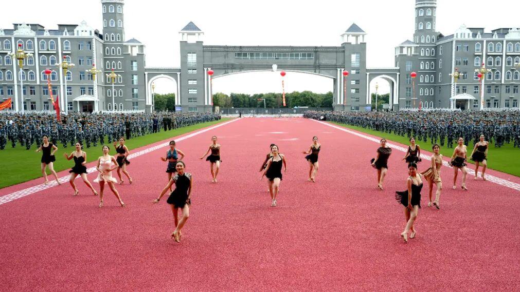 国庆河外展风采：艺术实践凝聚家国磅礴力量
