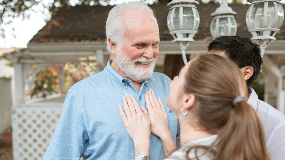 父亲夜谈陪伴，家的温暖启示