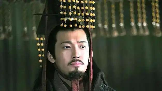 别喷糜芳傅士仁了，他才是害关羽丢荆州真正叛徒，逍遥法外1800年