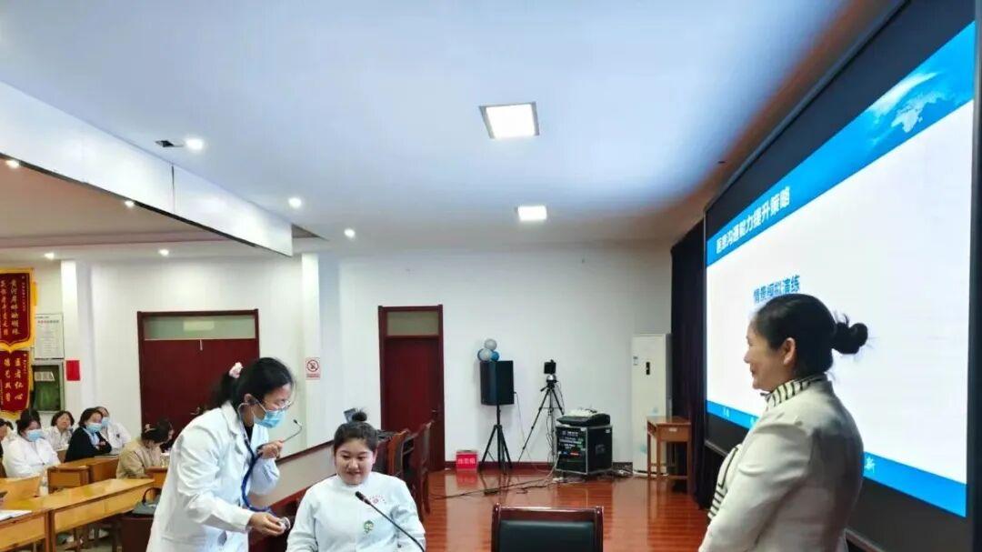 芮城县第二人民医院提升医护人员职业素养与人文关怀