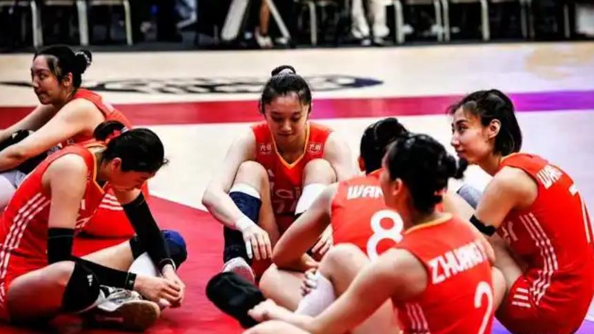 中国女排出局后，暴露2大短板，召回3人势在必行，避免无缘奥运会
