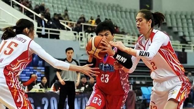 豪掷5100万！WCBA出现两支4外援球队！谁还敢说四川女篮夺冠稳了