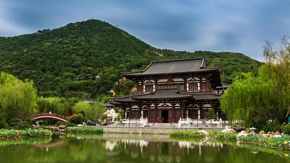 华清池之旅：探寻历史与自然的交融