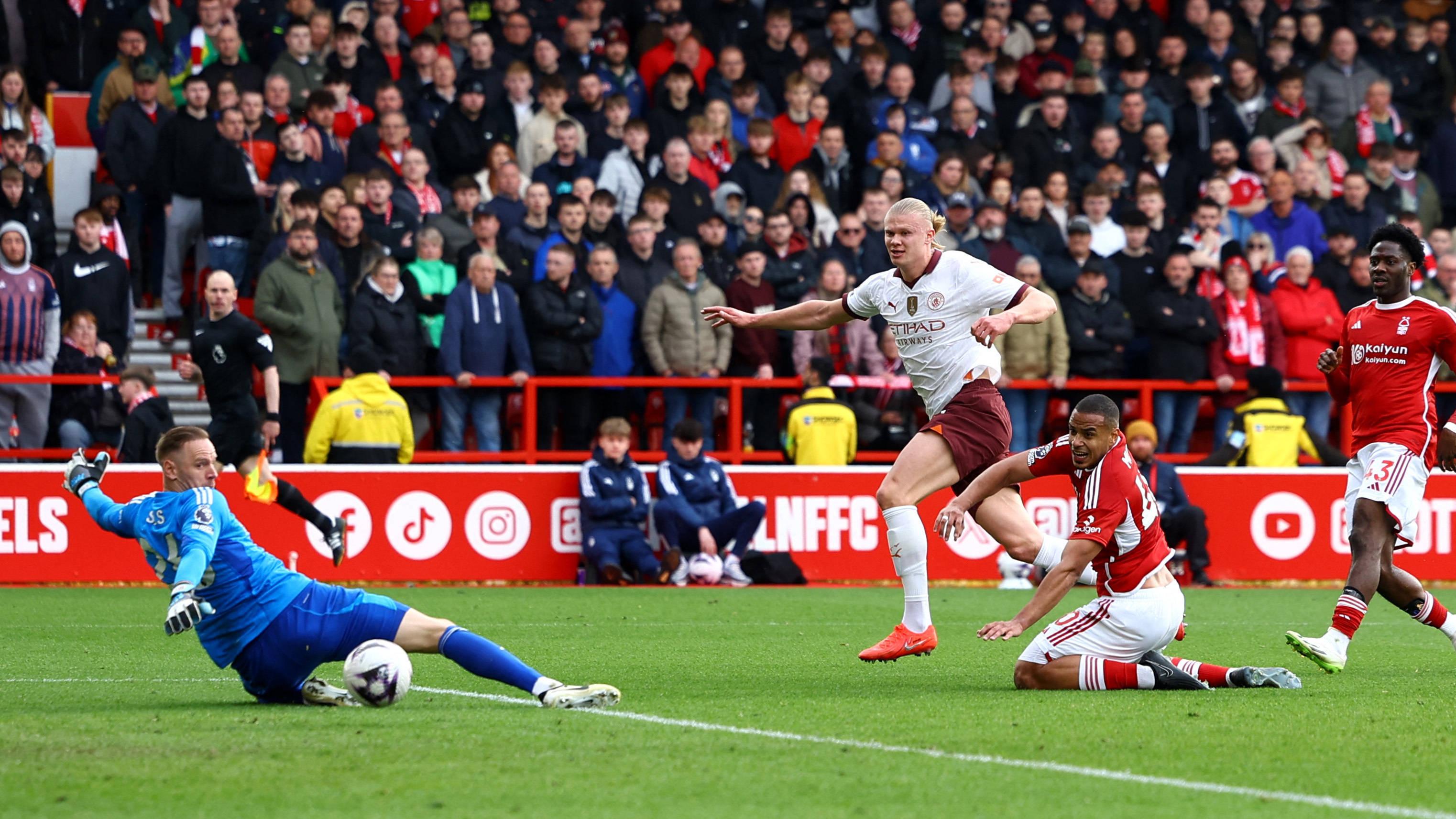 英足总杯巅峰对决：诺丁汉VS曼城，战术博弈下的数据密码