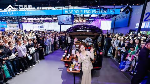 广州车展最挤展台！排队排到怀疑人生～