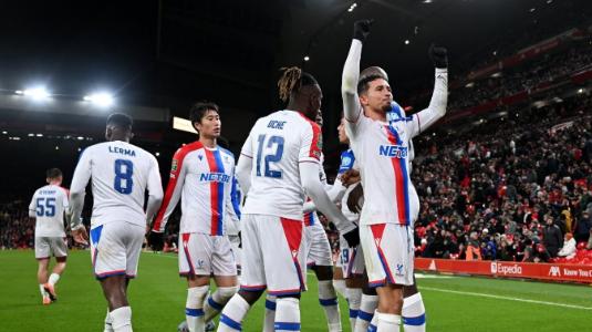 安菲尔德沦陷！利物浦0-3惨败水晶宫，近7战6败陷危机