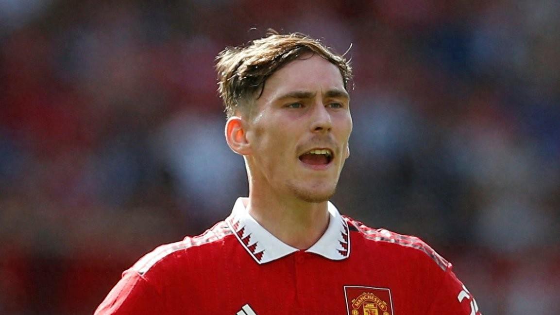 曝曼联冬窗买中场处处碰壁，退而求其次回购加尔纳应急