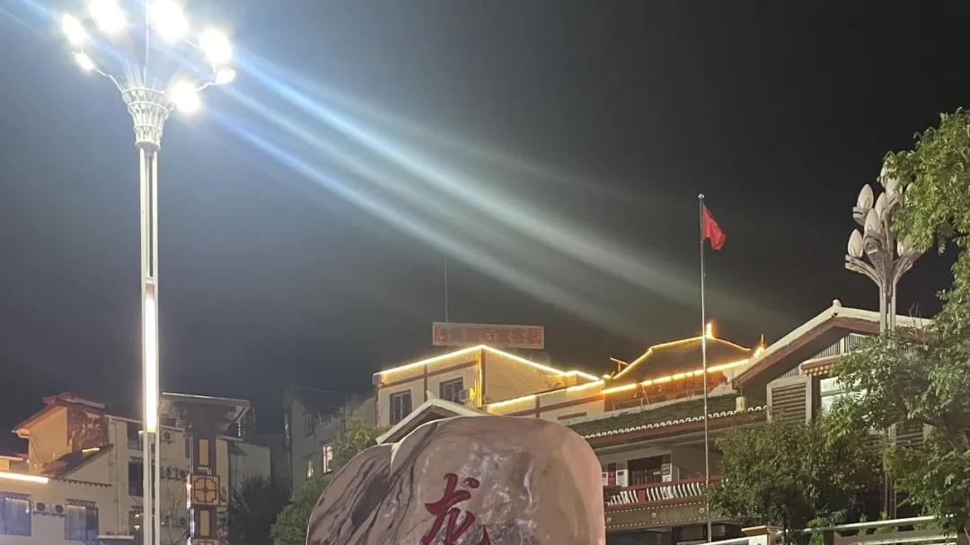 九寨沟之旅：自驾游的衣食住行