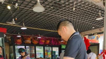 “中国荔乡”广东茂名早熟荔枝“三月红”批量上市