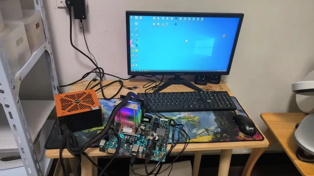 给一台主机估了个值，有人立马拿汽车来类比反驳我，表示按配件估价不合理！问题是，汽车跟电脑怎么能一样呢