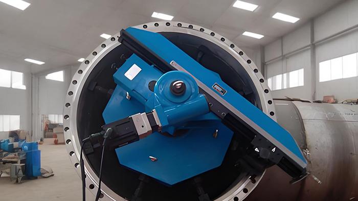 便携式法兰车床vs普通车床！这些优势，工业加工党必看