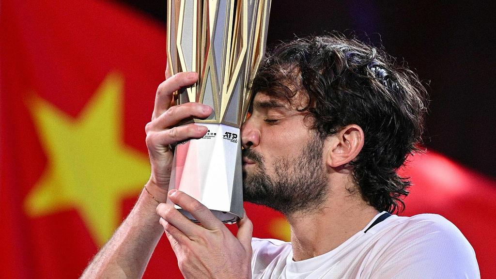 谁的教练是今年最佳！辛纳和阿卡全上榜！上海大师赛黑马冠军也在！