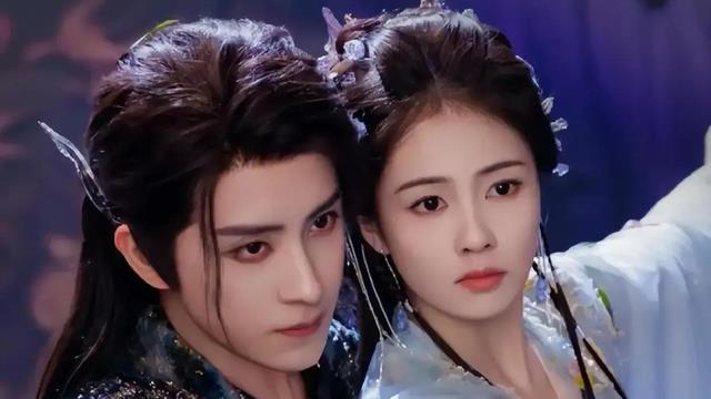 开播前以为是爆款，各种吹嘘，开播后却是烂剧，一部没看太幸运！