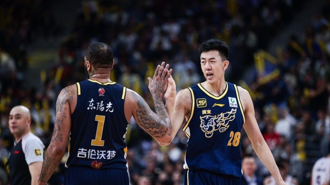CBA季后赛附加赛：广东男篮力克上海男篮，挺进八强