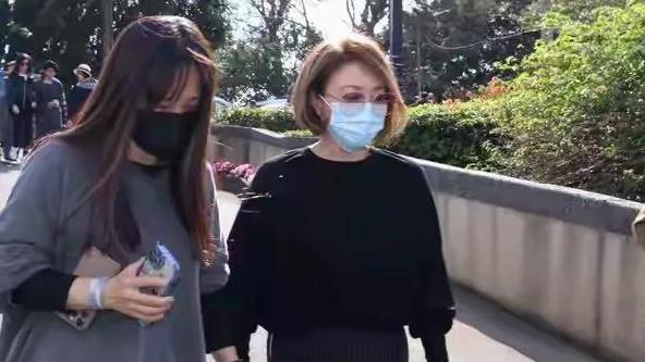 琼瑶花葬现场！家属发声，呼吁大家放下，俞小凡李翊君也来了