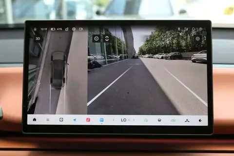 家庭换车不纠结！13万拿下零跑C10增程版，续航1190km超省心