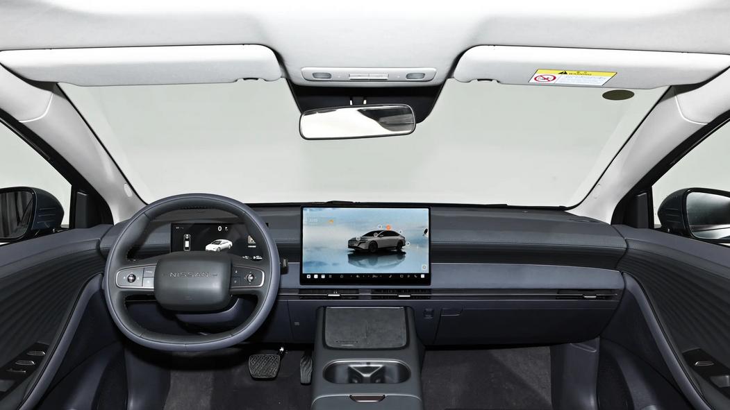 日产N6上市，9.99万元起售，充分拉低中型车的入门门槛，买？