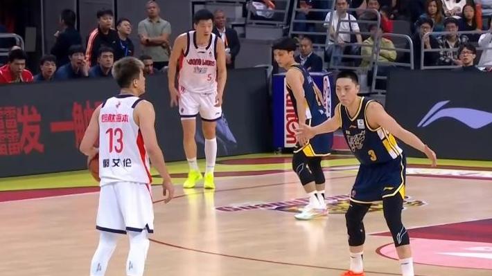 CBA最新消息！曝上海将裁掉弗格，沈梓捷受伤或赛季报销