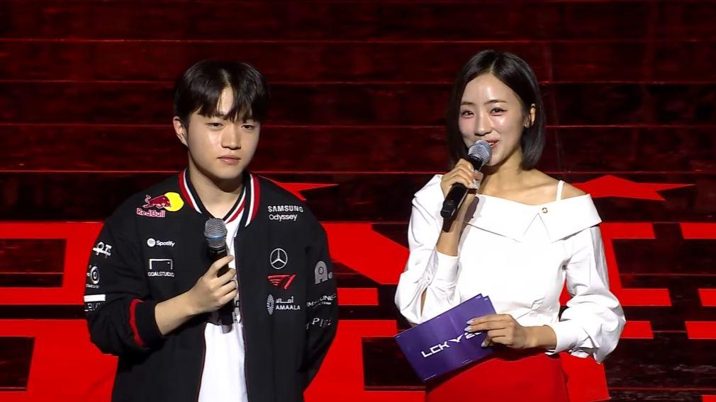 T1以战代练！厄斐琉斯和锤石是自信之选