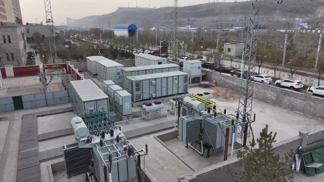 中国首条绿色供能铁路项目正式投运