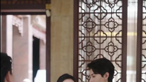 《盛夏芬德拉》姊妹篇：同是豪门儿子，一个被家族全力托举，一个却被刻意“养废”：周宴京的苦，谁懂？