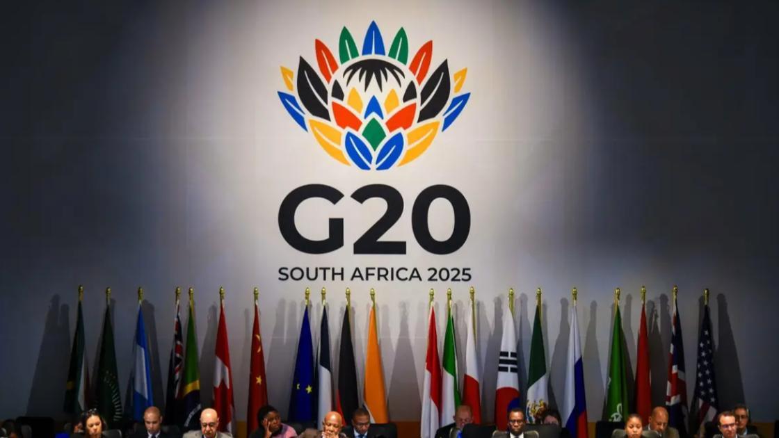 中方告上联合国，48小时后，高市早苗终于发声了，被中方反将一军