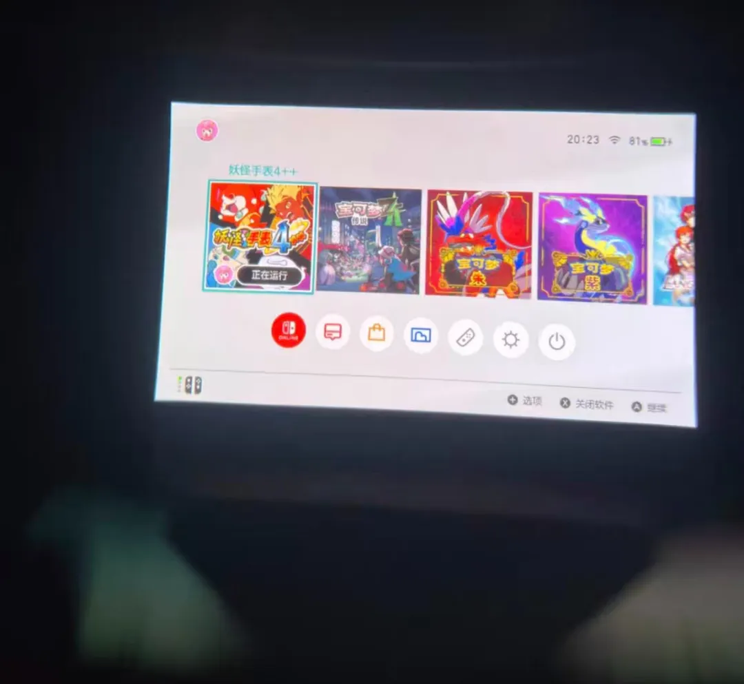 原价2499的智能眼镜，二手跌到500块，内置1080P显示屏