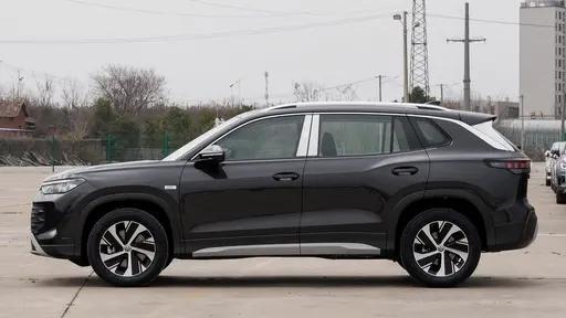 15万预算买中型SUV，空间宽敞配置丰富，动力强劲，性价比高