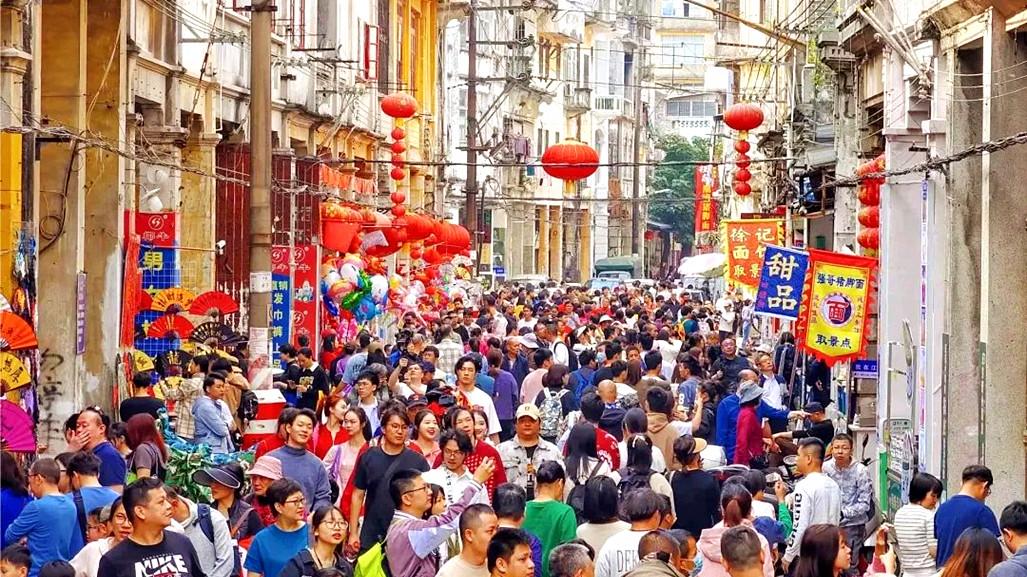 去年武汉的常住人口增至1381万，武汉有哪些方面的吸引力呢