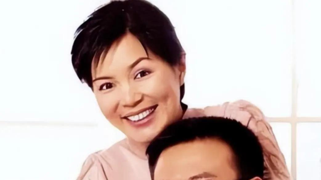 主持人白燕升：结婚9个月妻子瘫痪，他不离不弃创造人间奇迹，如今苦尽甘来