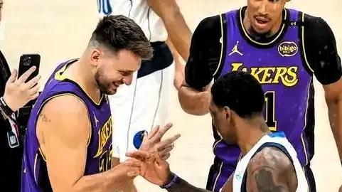 东契奇5战封神！49年纪录作古夜，达拉斯管理层遭灵魂拷问