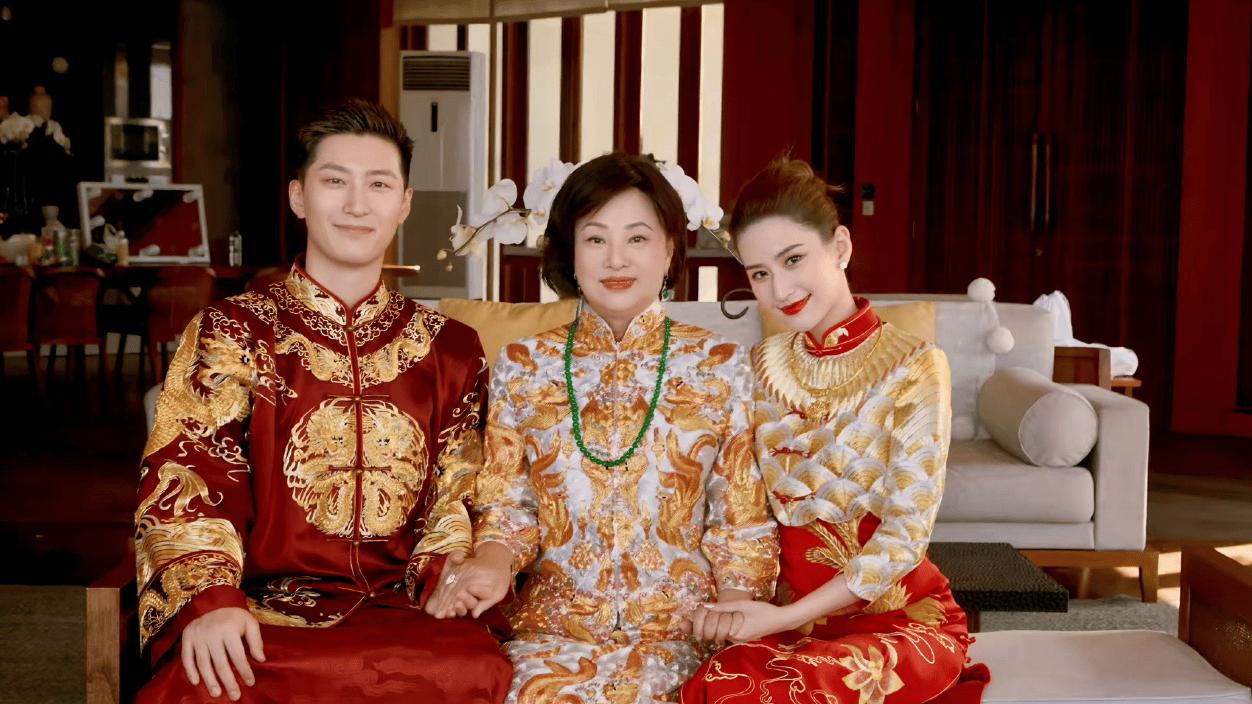 从窦骁何超莲的婚姻，看豪门联姻背后的阶层幻梦与现实