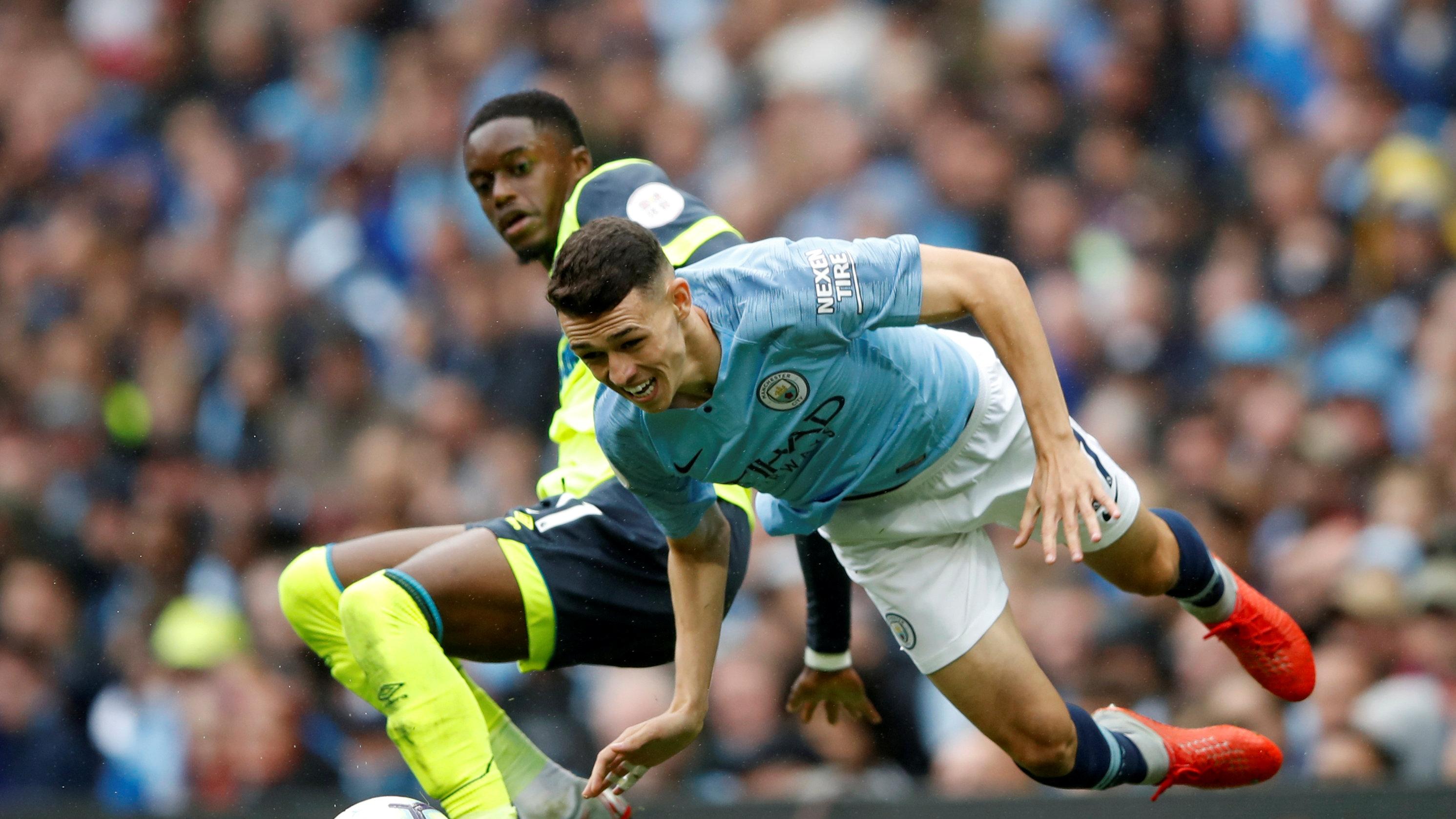 10/16今日足球竞彩二串一：坦山猫vs库普斯+哈德斯菲尔德vs博尔顿