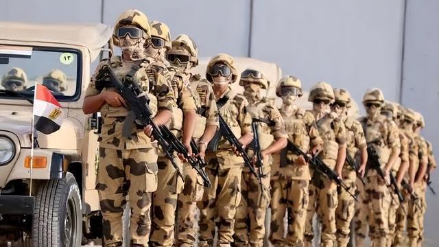 枪顶在命门了，以色列终于知道害怕了：整个中东地区都在调动导弹