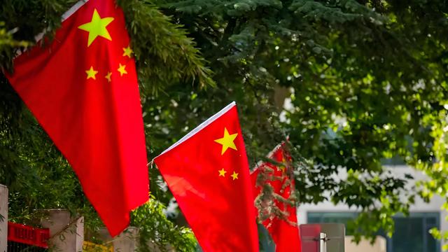 “正义之盾”下的生死时速：CNN惊叹解放军模糊演习与实战的红线