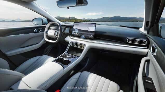 通勤比地铁便宜，长途不用找加油站！星耀6家用车的理想答案