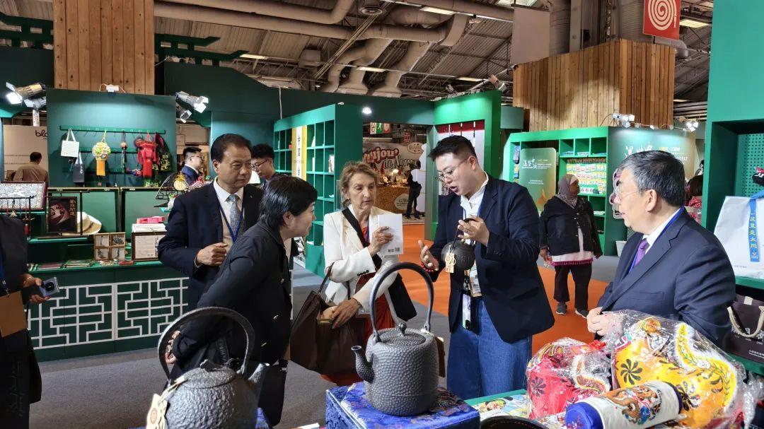 再走万里茶道，晋艺坊亮相巴黎国际博览会