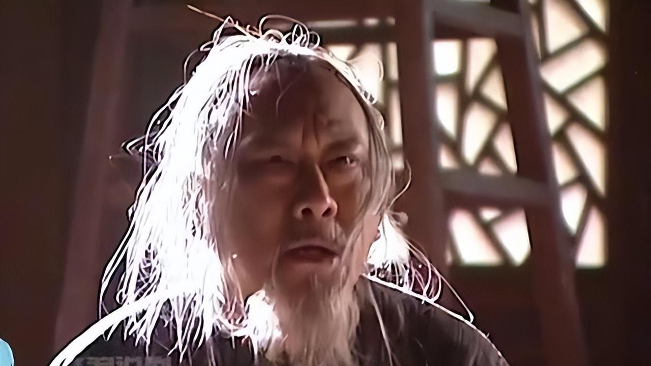 大清朝第一罪人，不是鳌拜，也不是吴三桂，而是当了35年忠臣的他