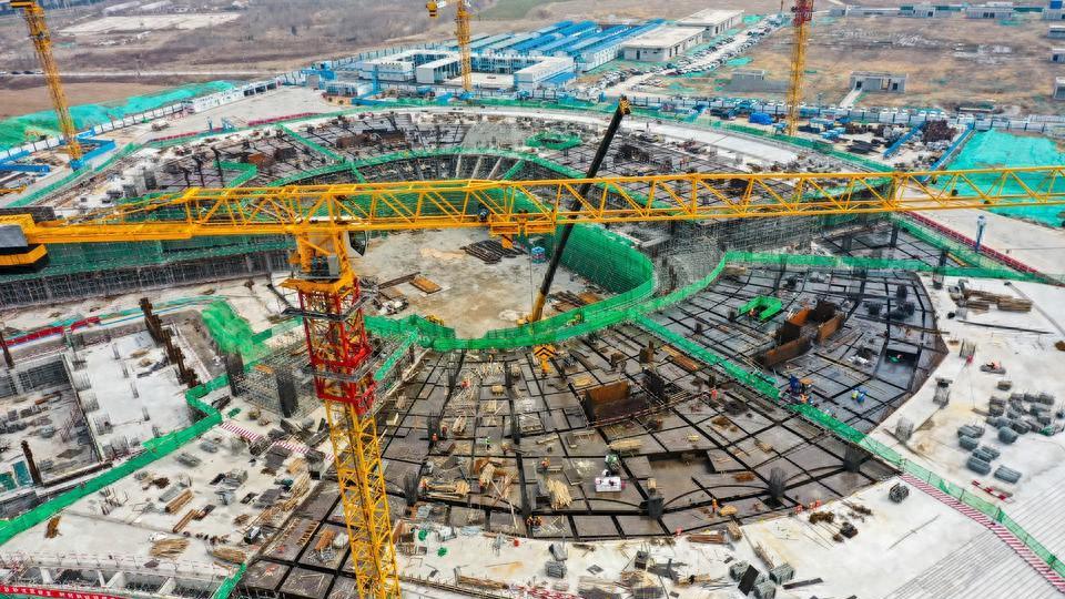 济南黄河体育中心最新进展，冰球馆、游泳馆和体育综合馆雏形初现