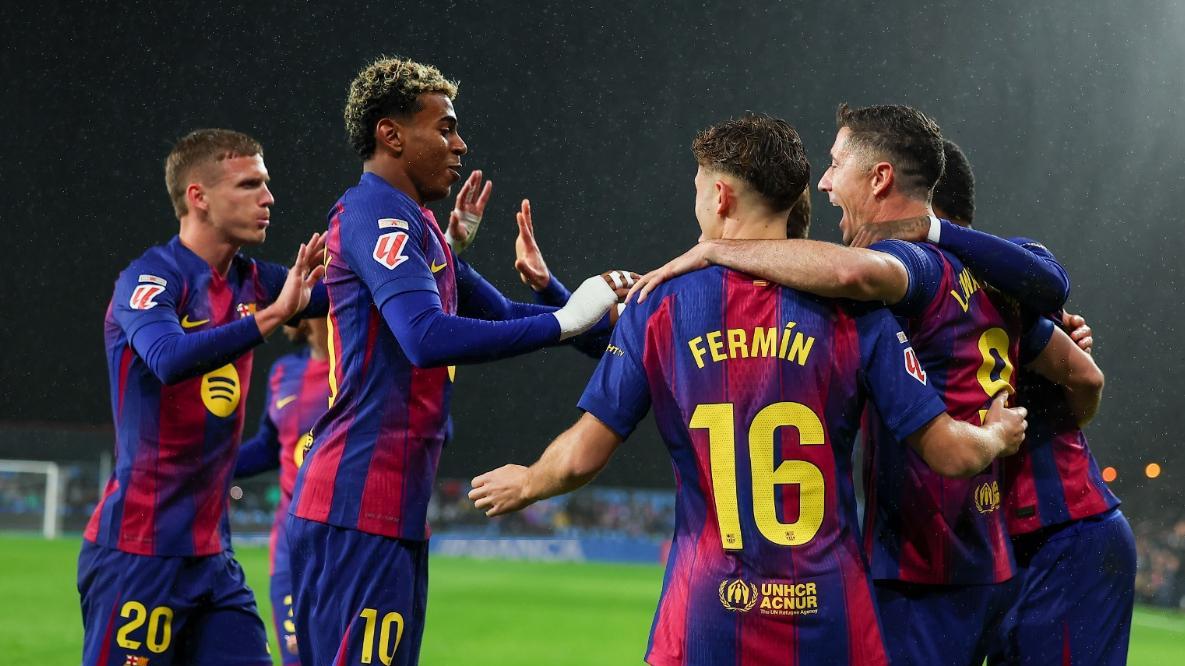 2亿超巨连场建功，莱万帽子戏法造80年神迹，巴塞罗那4-2塞尔塔