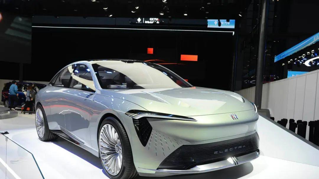 销量回暖、产品推新，“一口价”常态化，合资品牌又行了？