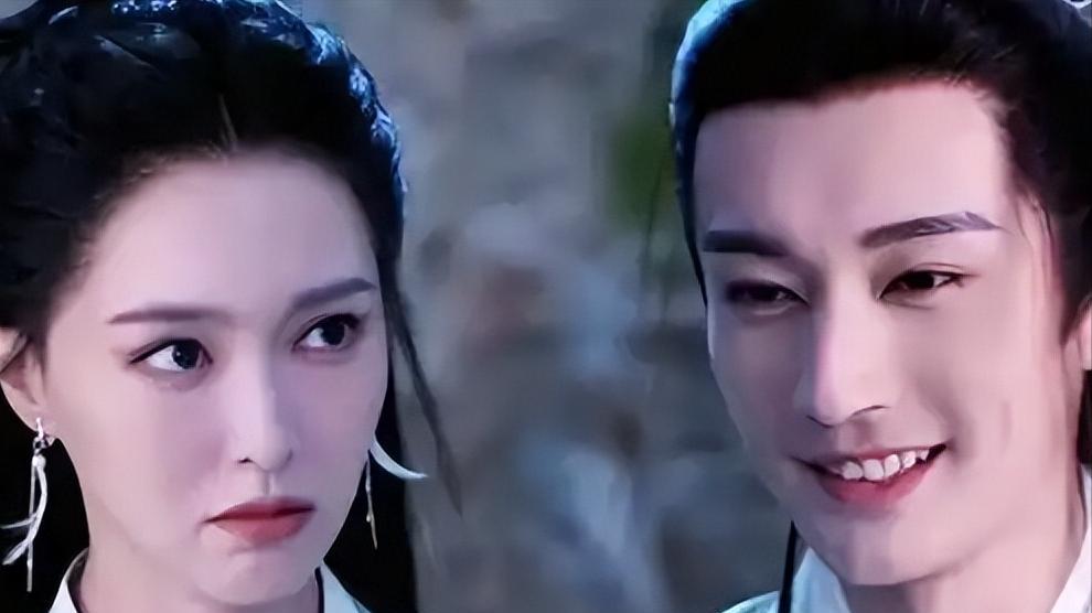 唐嫣刘诗诗遭遇娱乐圈人情冷暖，现实残酷